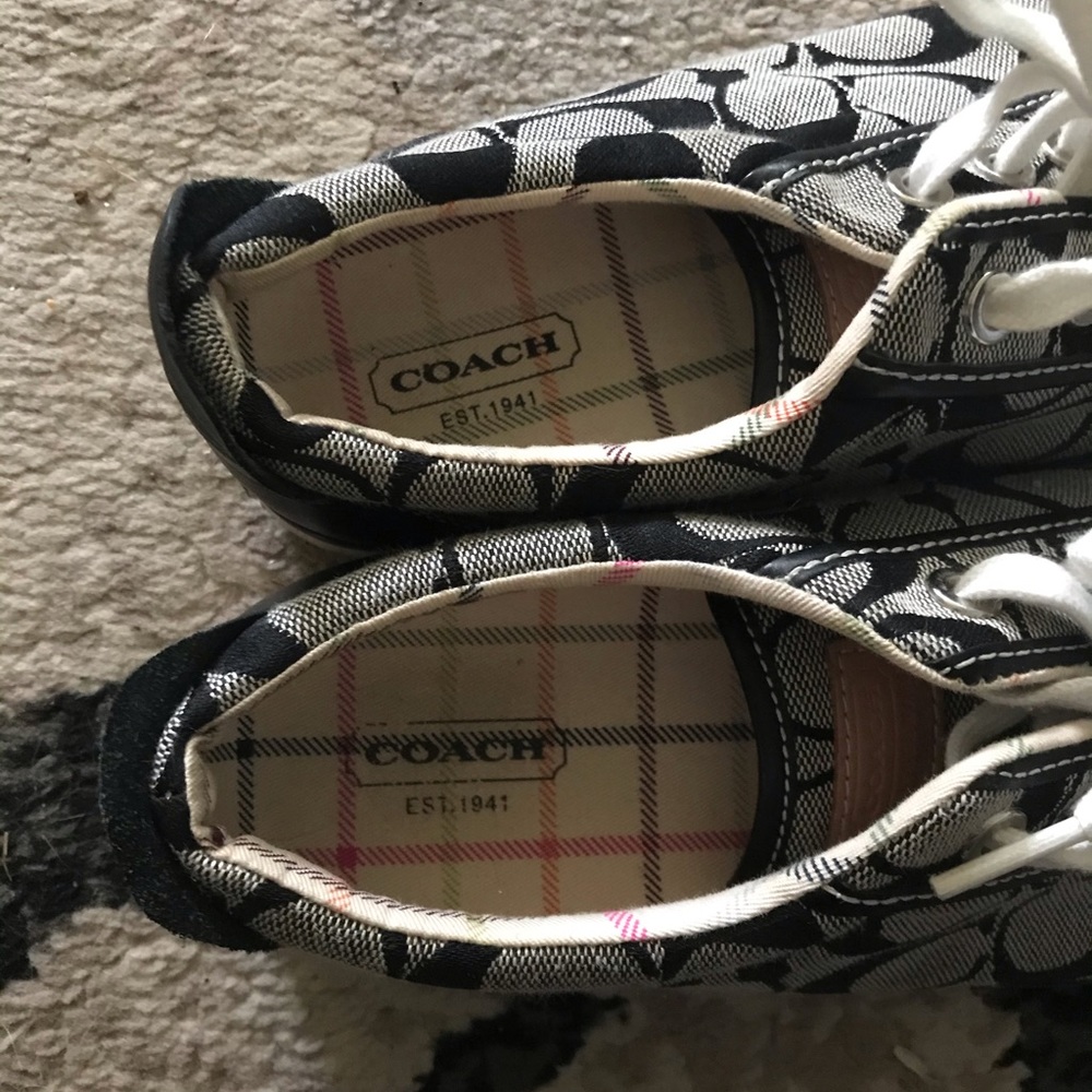 Coach leather ware signature logo sneakers 7.5b - Picture 6 of 6